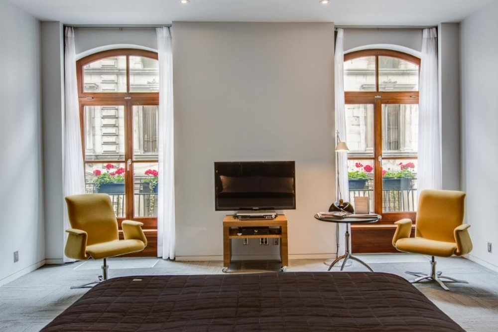 Room image 3